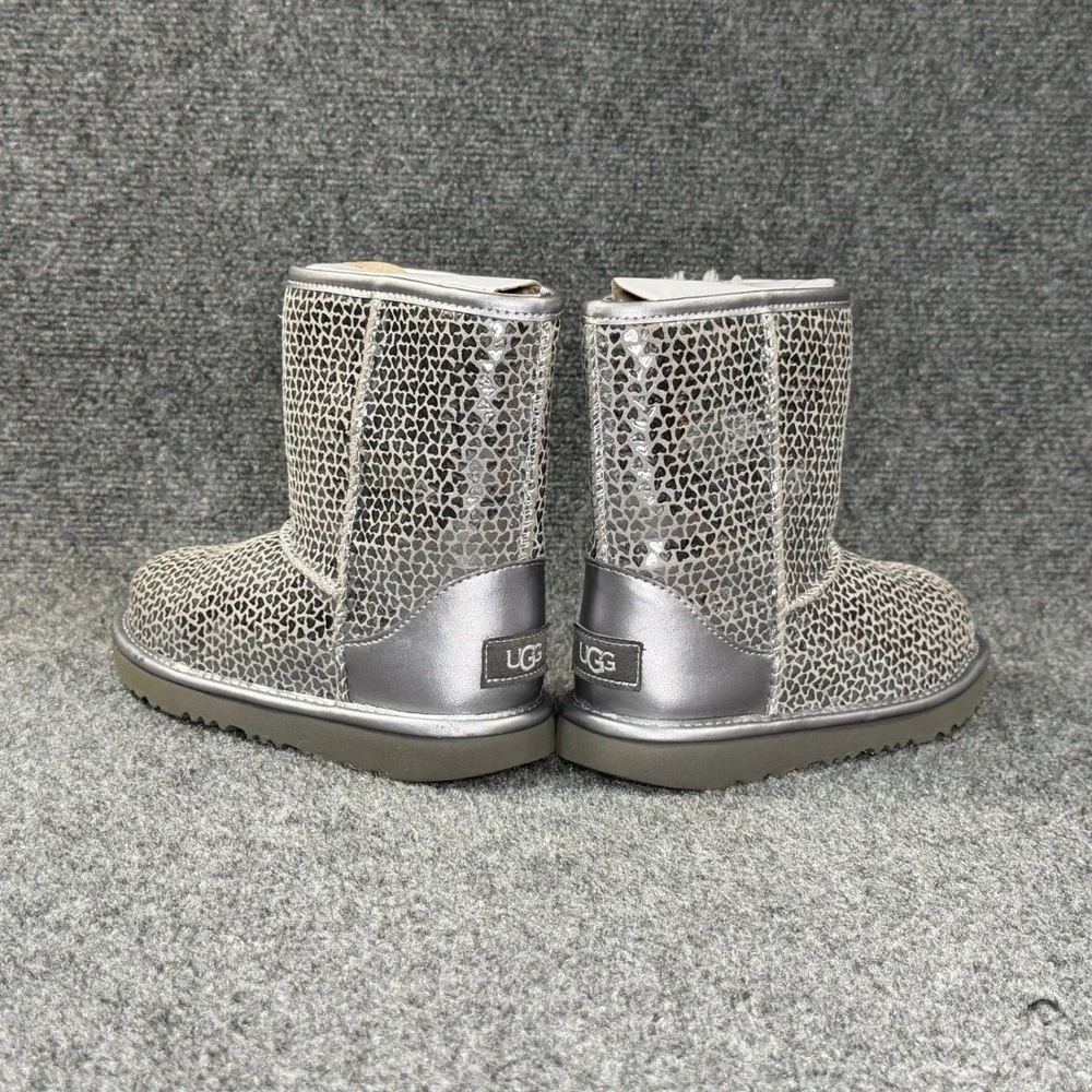 UGG classic ii